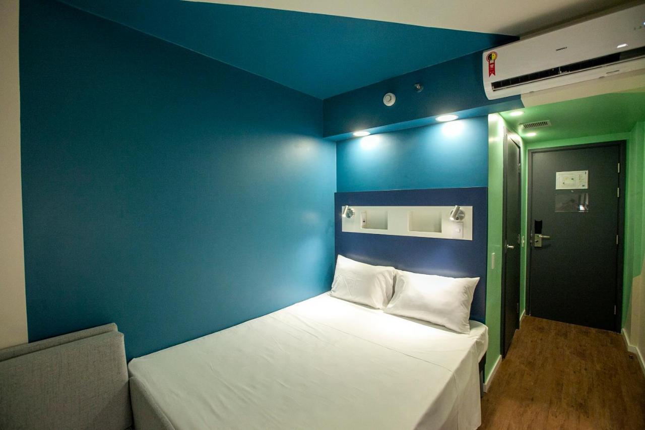 Quarto Duplo Standard com Sofá