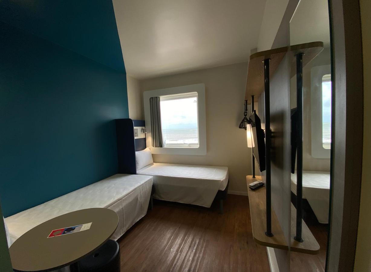Quarto Standard com 2 Camas de Solteiro