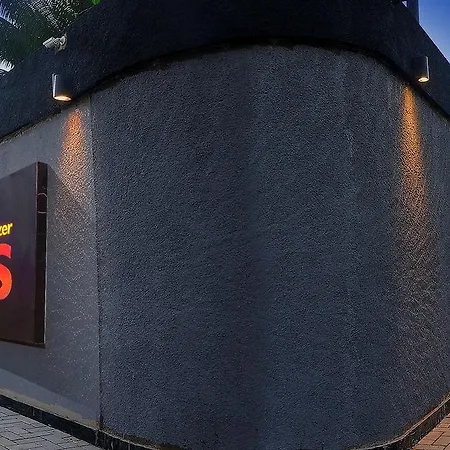 Nexos Motel Tamarineira (Adult Only)-3